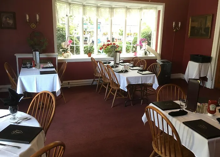 The Tunnicliff Inn