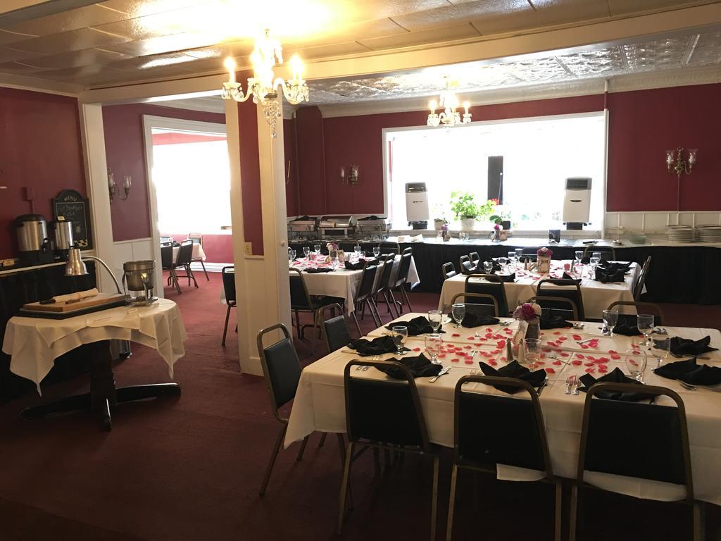 Inn The Tunnicliff